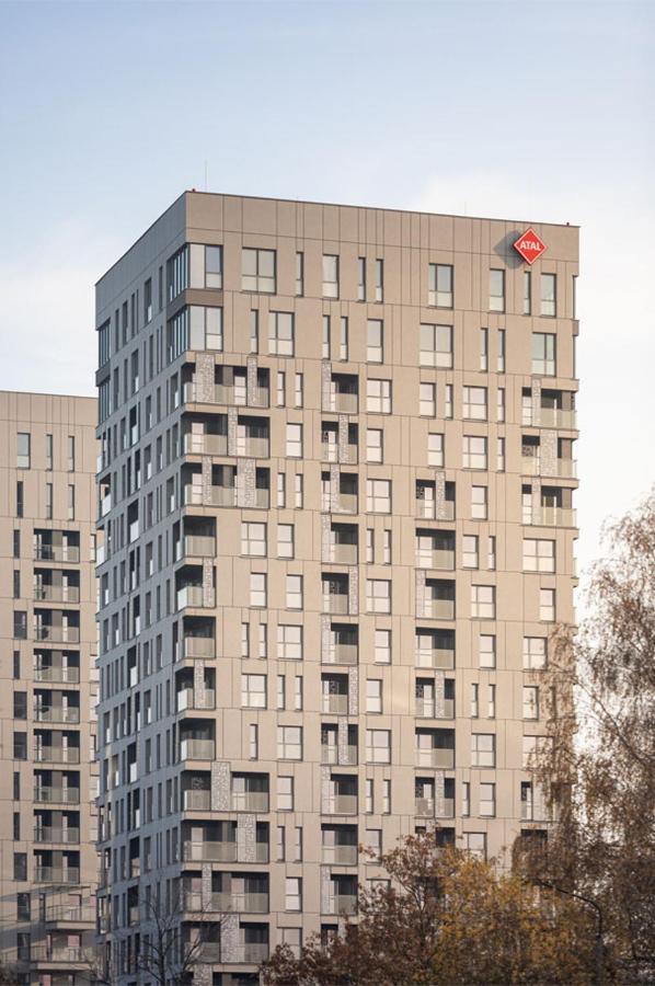 15 Pietro Sokolska 30 Towers Apartments - New- Lux- Parking- Sauna- Gym- And Good View From 15Th Floor คาโตวีตเซ ภายนอก รูปภาพ